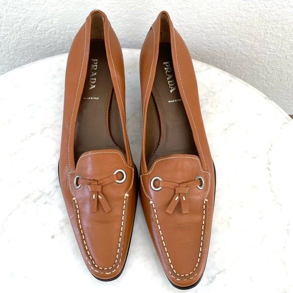 Prada Leather Almond Toe Loafer Kitten Heels Size 41 - Picture 2 of 10